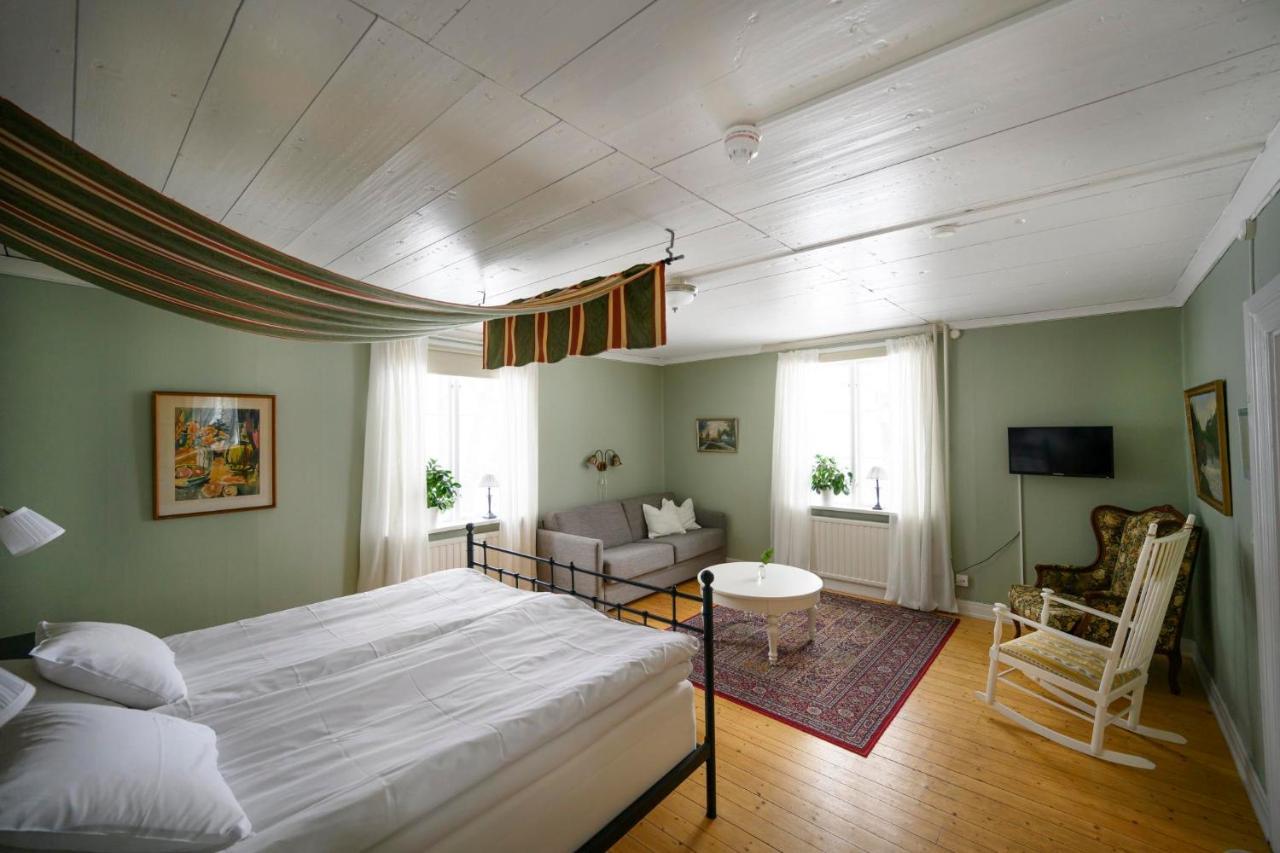 Oelme Praestgard Gaestgiveri Kristinehamn Dış mekan fotoğraf
