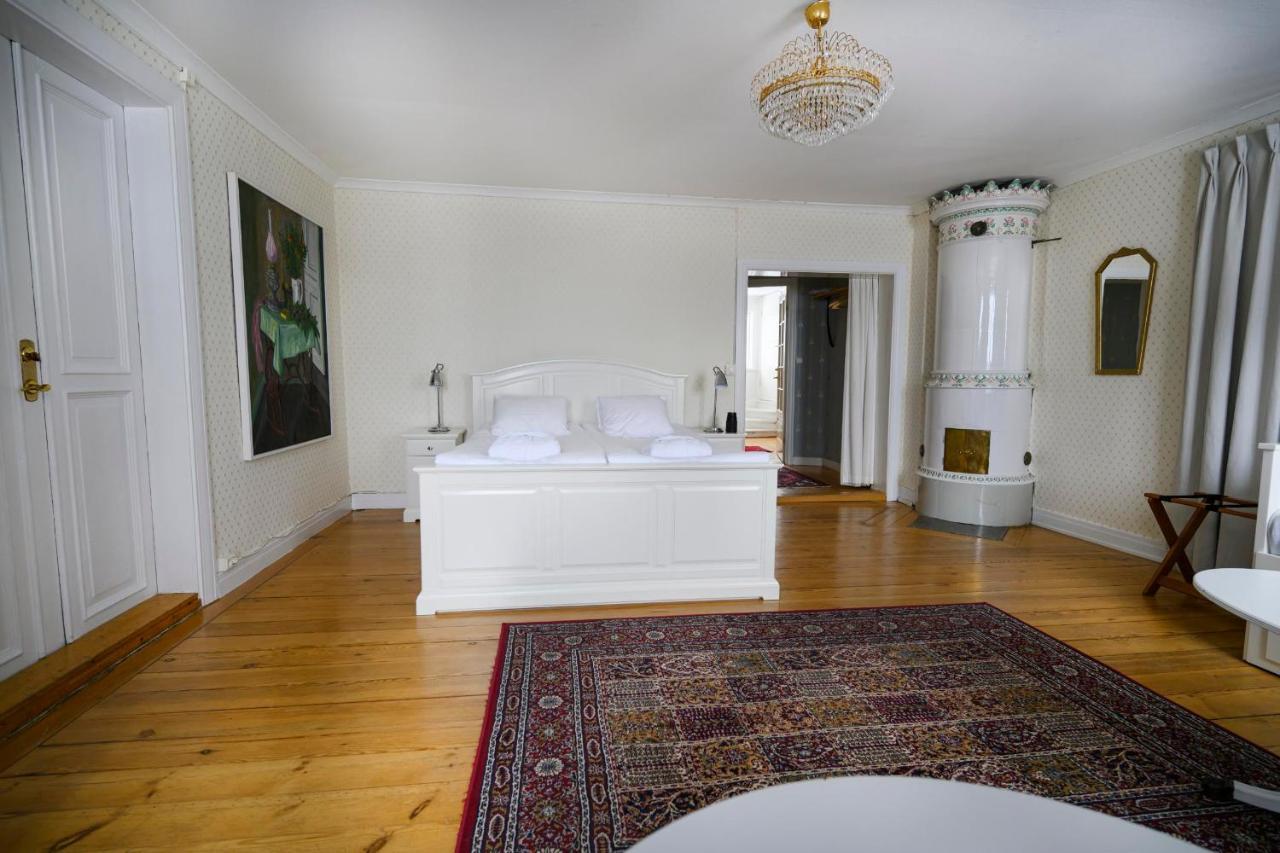 Oelme Praestgard Gaestgiveri Kristinehamn Dış mekan fotoğraf